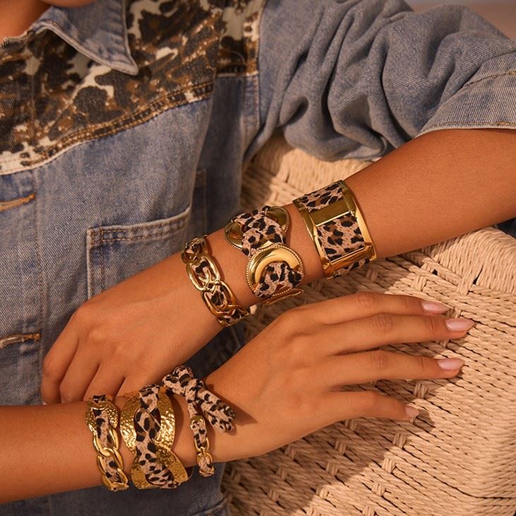 Wide Scarf Panel Cuff Bangle suppliers
